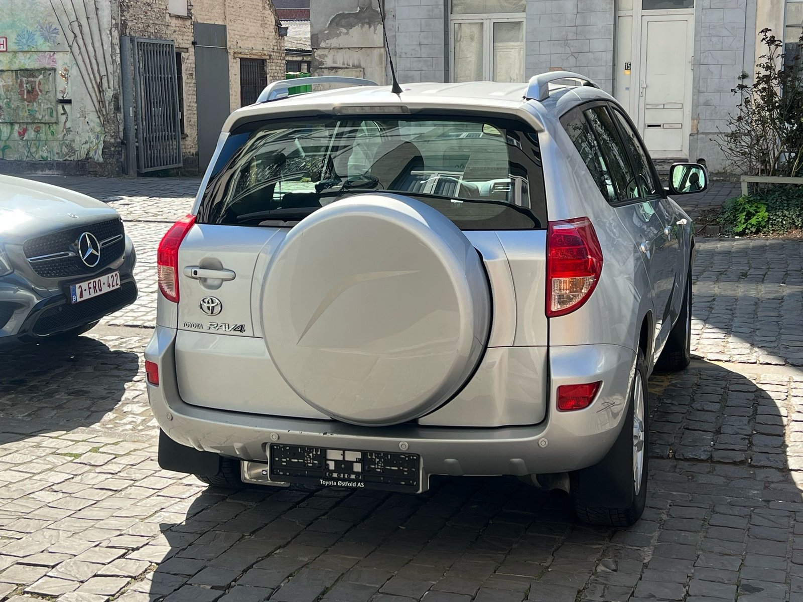 Toyota RAV4 - Image 2