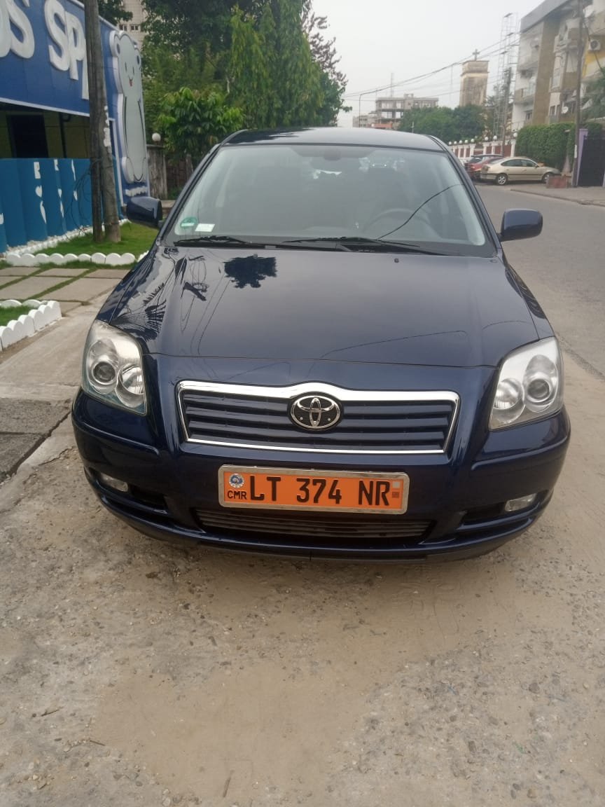 Toyota Avensis 2004